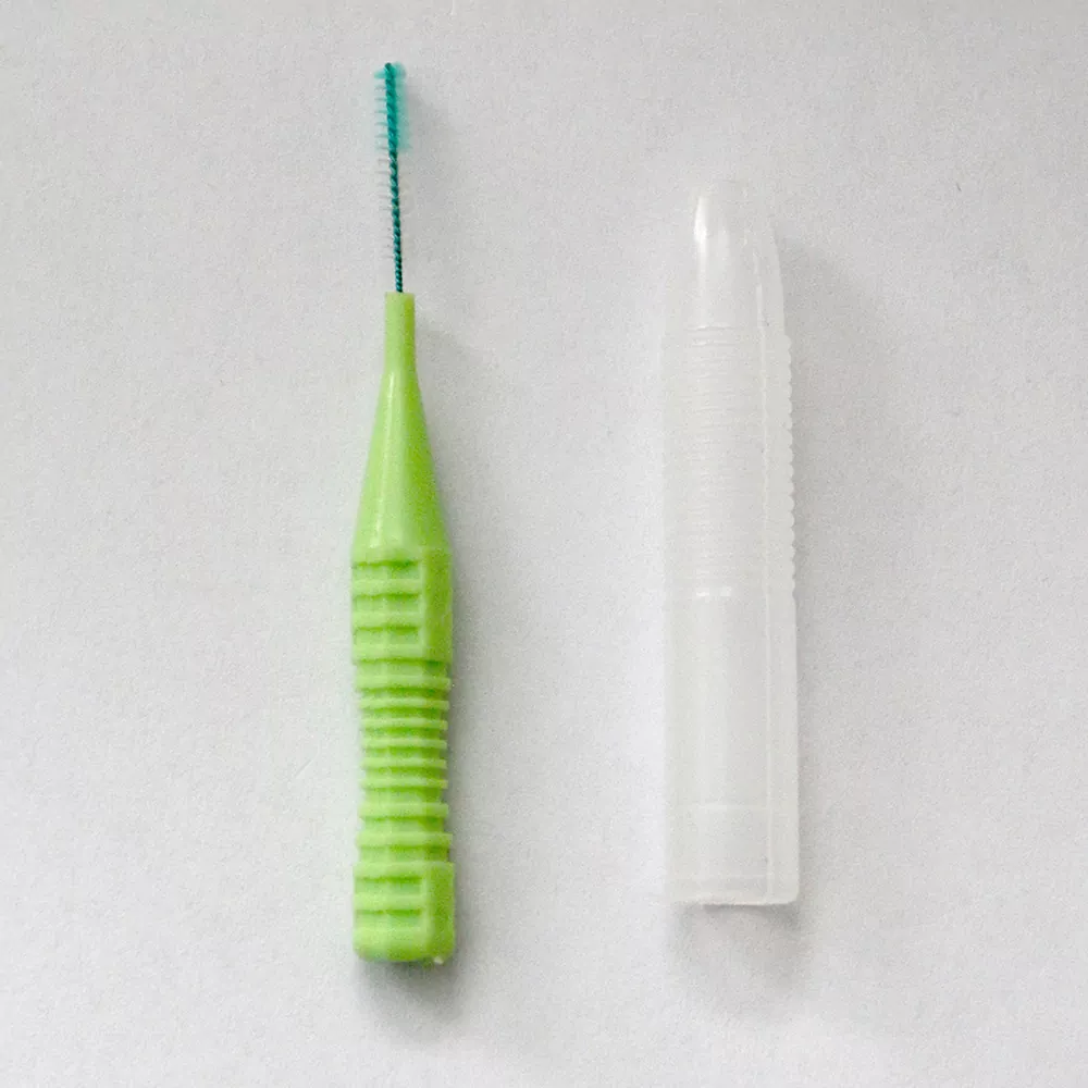 Interdental rengjøringsmiddel